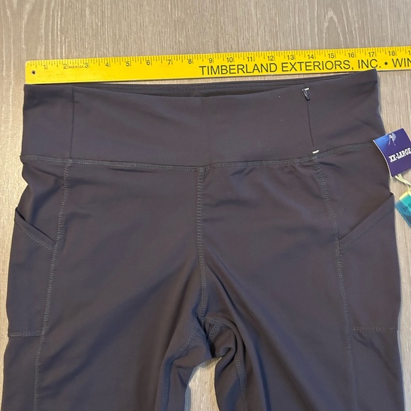 NWOT Lush Women’s Plus Size 1X Red Floral V-Neck Long Sleeve Blouse - Picture 6 of 10